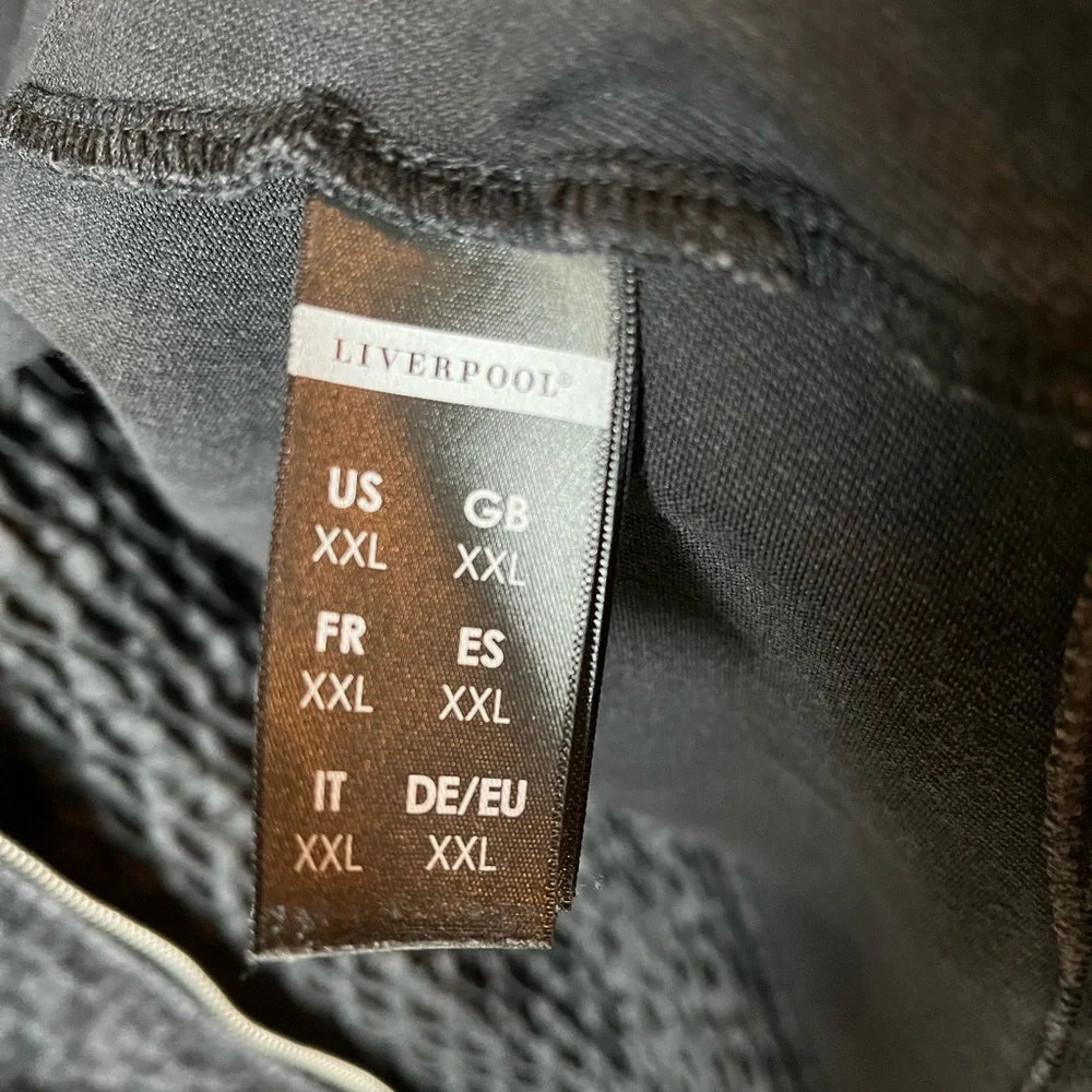 Liverpool Black Quilt Detail Jacket - Picture 12 of 15